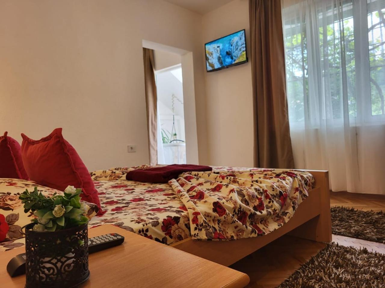 Apartments Ardoni Ulcinj Esterno foto