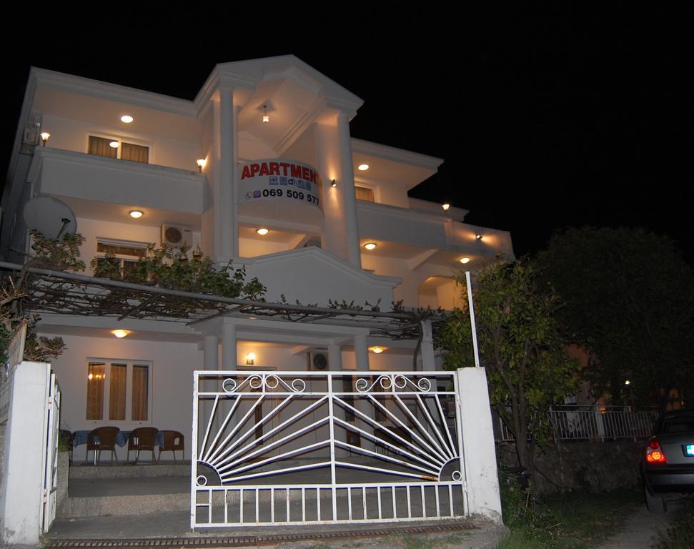 Apartments Ardoni Ulcinj Esterno foto